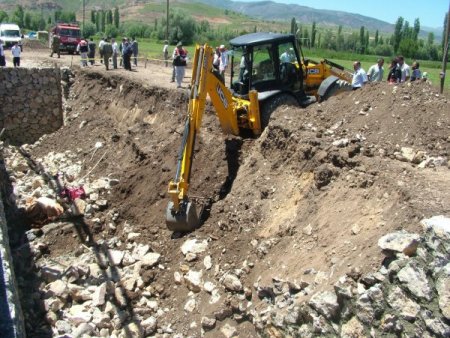 Duvar Altında Kalarak Ölen İşçilerin Cenazeleri Adli Tıp Kurumuna Gönderildi