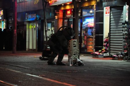 Duyarsız vatandaşlar polisi çileden çıkardı