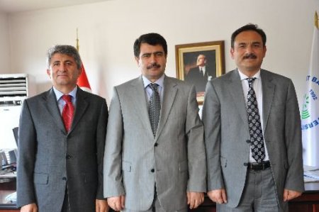 Düzce Valisi Vasip Şahin, Aibü Rektörü'nü Ziyaret Etti