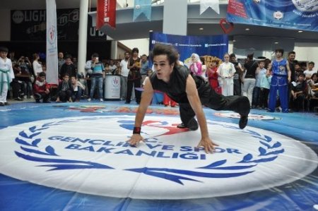 Düzce'de 'Yetenek Avcısı' projesi beğeni topladı