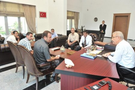 Düziçi Şehit Ve Gaziler Derneği Yöneticileri Vali Cerrah’ı Ziyaret Etti