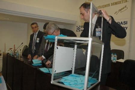 EBSO Meclis Başkanı Salih Esen oldu