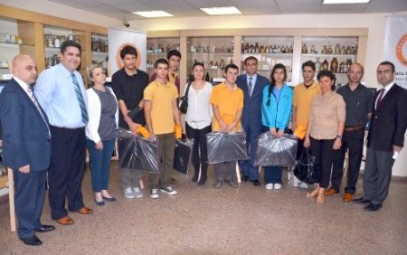 Eczacı Odası resim yarışmasında dereceye girenler ödüllerine kavuştu