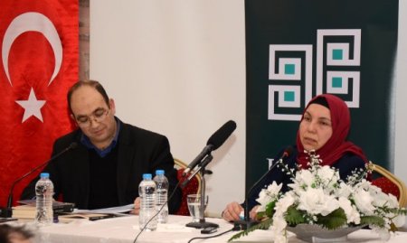 ‘Edebiyat Akşamları’na bu ay yazar Yıldız Ramazanoğlu konuk oldu