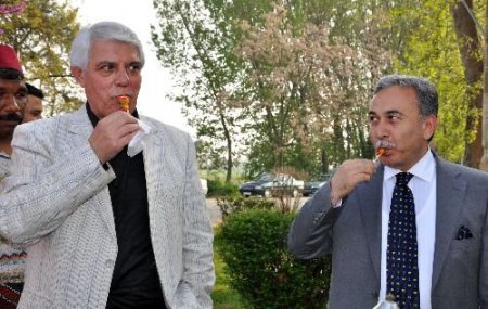 Edirne Protokolüne 'osmanlı Macunu' İkram Edildi