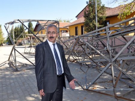 Edirne Valisi Duruer: UNESCO’ya giren Selimiye’nin rölövesi yok