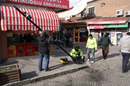 Edirne’de Aydınlatma Lambaları Yine Kırıldı