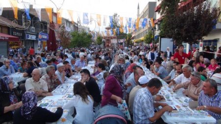 Edirne'de İftar Coşkusu