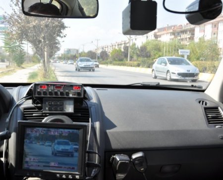 Edirne'de kavşaklarda meydana gelen kazalara 'radarlı çözüm'