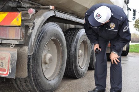 Edirne’de kış lastiği denetimleri başladı