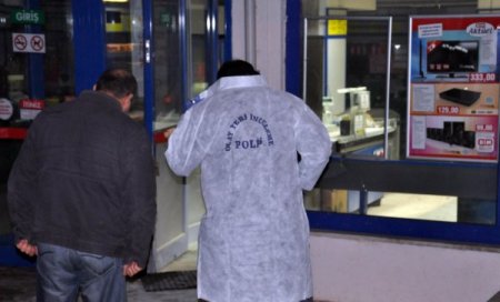 Edirne’de markete molotof bombalı saldırı