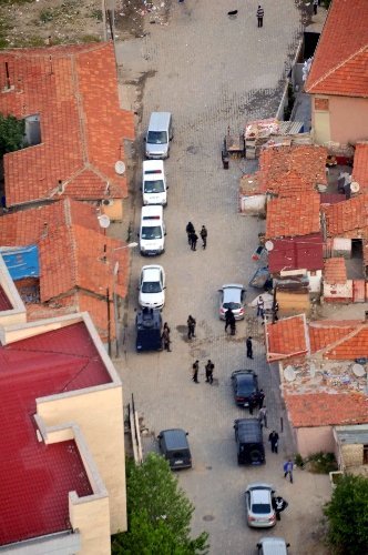 Edirne'de uyuşturucu tacirlerine helikopter destekli operasyon