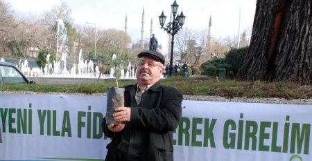 Edirne’de vatandaşlar yeni yıla fidan dikerek girecek