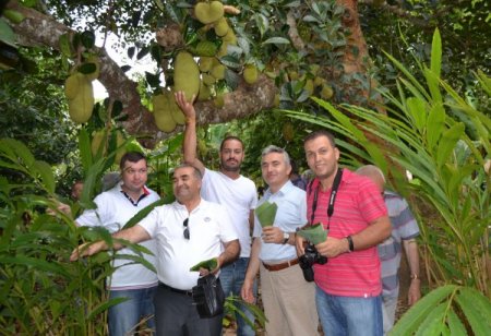 Edirneli işadamları Tanzanya'ya çıkarma yaptı