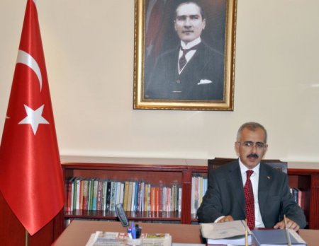 Edirne'nin Yeni Valisi Hasan Duruer Göreve Başladı