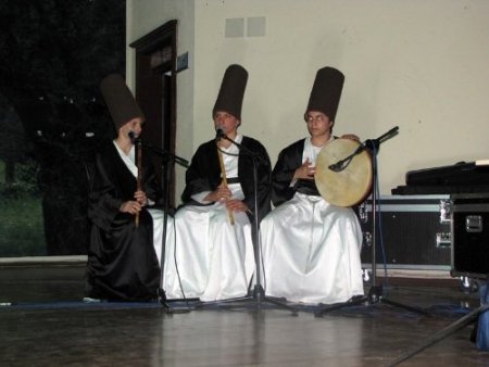 Edremit Özel Özcan Koleji Kültür ve Sanat Şöleni düzenledi