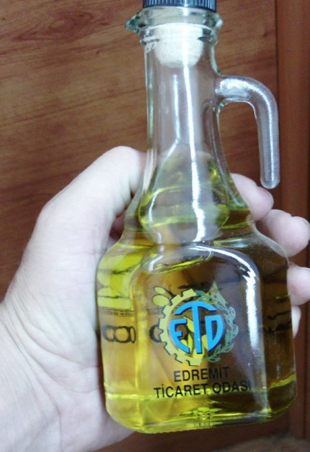 Edremit Ticaret Odası Her Masaya Bir Şişe Zeytinyağı Koyacak