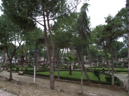 Edremit’in En Büyük Parkı Yeniden Düzenleniyor