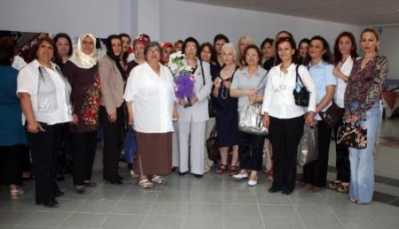 Edremit'te 54 Kursiyerin El Emekleri Görücüye Çıktı