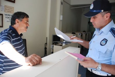 Edremit'te internet kafe ve oyun salonları denetlendi