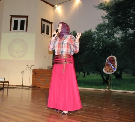 Edremit'te 'Kutlu Doğum' coşku içinde kutlandı