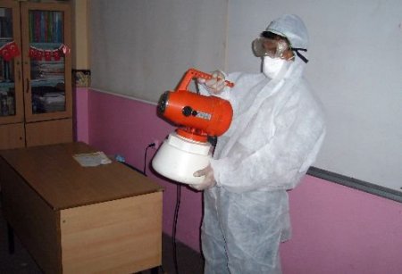 Edremit'te Okullar Ve Toplu Taşıma Araçları Dezenfekte Ediliyor