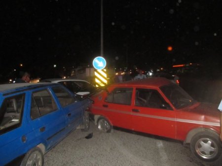 Edremit’te Zincirleme Kaza: 1 Ölü, 1 Yaralı