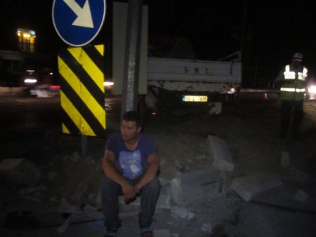 Edremit’te Zincirleme Kaza: 1 Ölü, 1 Yaralı