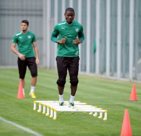 Edu: Bursaspor benim için çok iyi bir deneyim oldu