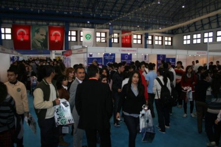 Educaturk Adana Eğitim Ve Kariyer Günleri Başladı