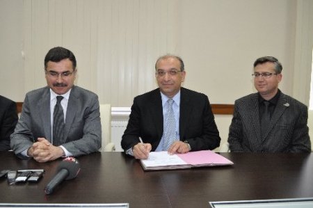 Ege Bölgesi’ndeki el yazması eserlerin toplanacağı müze için imzalar atıldı