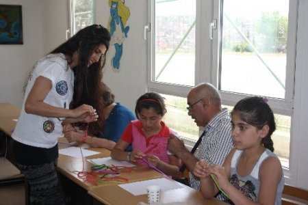 Ege Üniversitesi öğrencilerinden ‘7’den 70’e Gençlik Şenliği’