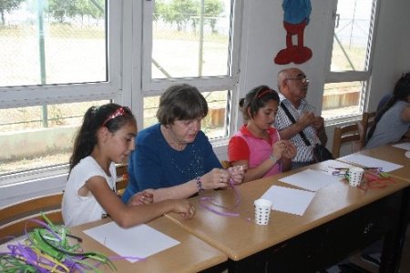 Ege Üniversitesi öğrencilerinden ‘7’den 70’e Gençlik Şenliği’