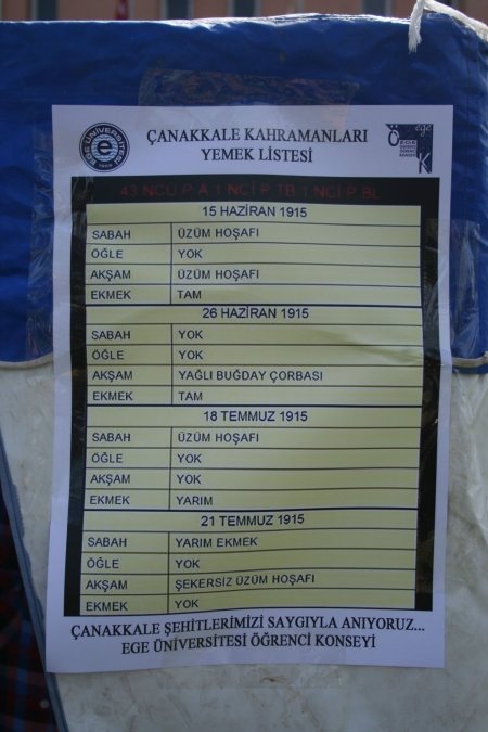 Ege Üniversitesi'nde Çanakkale Savaşı menüsü dağıtıldı
