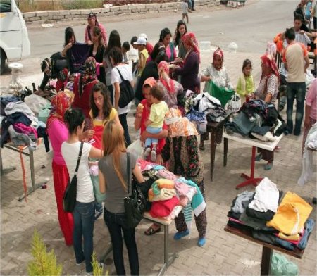 Egeli Öğrencilerden Örnek Sosyal Sorumluluk Projesi