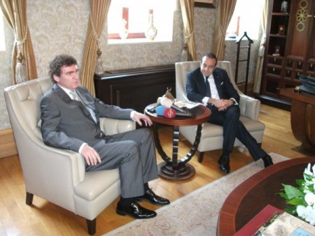 Egemen Bağış, Orkestra Şefi Cem Mansur'u Kabul Etti