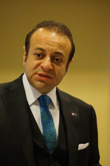 Egemen Bağış: Et ve tırnak olduğumuzu algılayarak beraber ter dökeceğiz