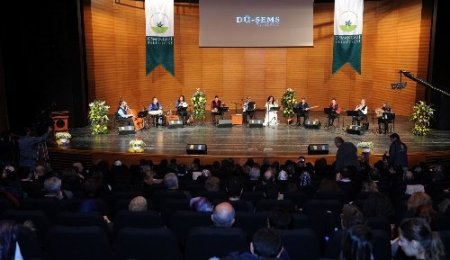 Ege’nin iki yakası notalarla buluştu