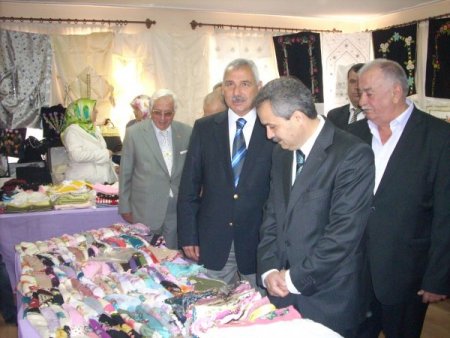 Eğirdir’de İhtiyaç Sahibi Öğrenciler Yararına Kermes