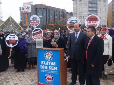 Eğitim-Bir-Sen: Kamuda başörtüsüne özgürlük istiyoruz
