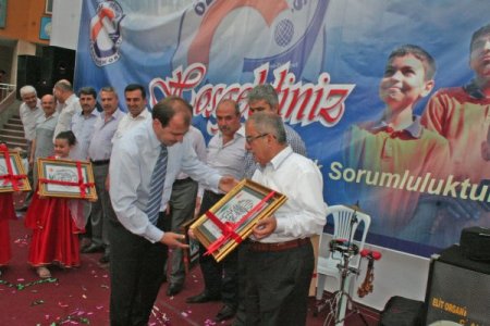 Eğitim Gönüllülerine Vefa Ödülü