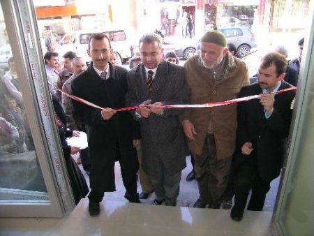Eğitim Gönüllüsü Kadınlardan Öğrenciler Yararına Kermes