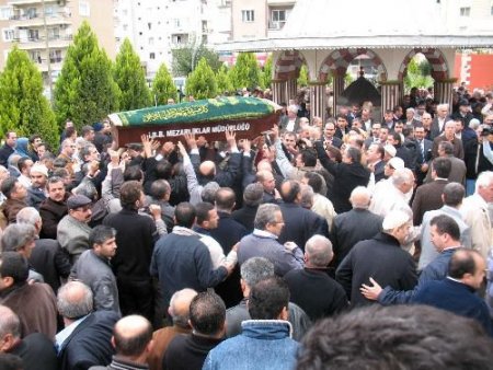 Eğitim Gönüllüsü Mehmet Reşat Kazancı Hayata Gözlerini Yumdu