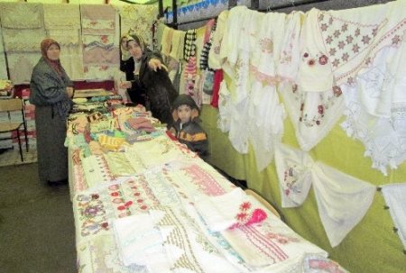 Eğitim için kermes çadırı kuruldu