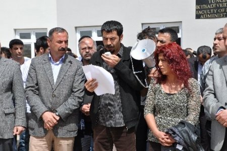 Eğitim Sen üyelerinden soruşturma protestosu