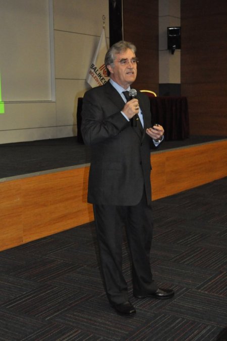 Eğitimci yazar Girgin: Evlilik öncesi çitlere sertifika verilmeli