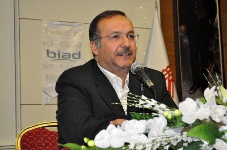 Eğitimci yazar Gökçe: İsraf, malın ecelini çabuk getirir