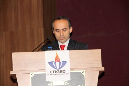 Eğitimci Yazar Kapaklıkaya: Öğretmenler eli öpülesi insanlardır