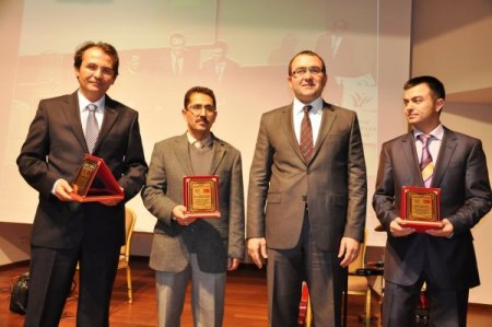 Eğitimciler, Öğretmenler Günü öncesi moral buldu