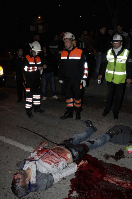 Ehliyetini aldığı gün direksiyona geçti, kazada öldü